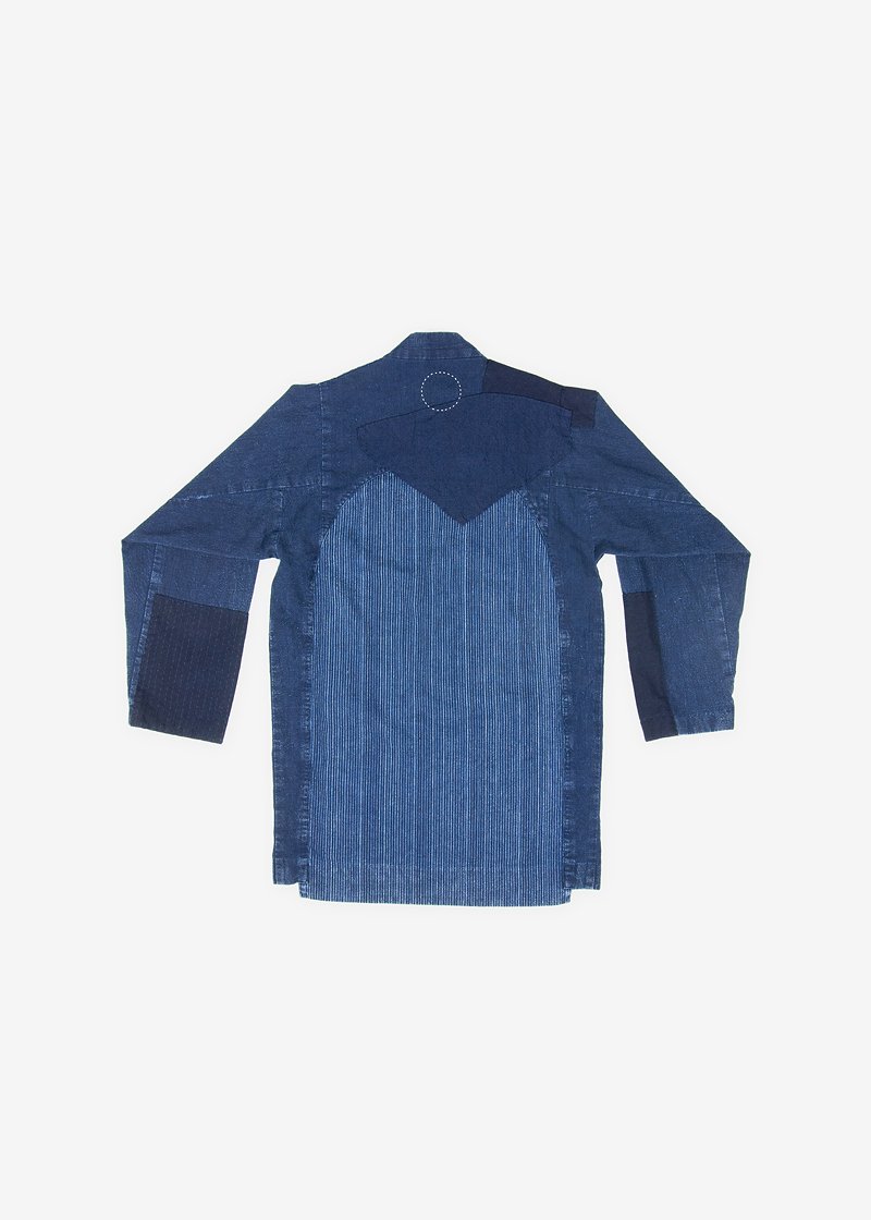 41-2. Bingo-kasuri jacket - indigoComposed of several varieties of indigo dyed Bingo-kasuri fabric. Sashiko and hand-embroidered patchwork.