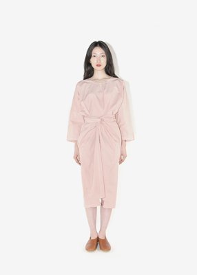 76. Organic cotton wrapped dressComfortable organic cotton dress. Wearable in various ways. The pink color comes from a lac herbal dye.