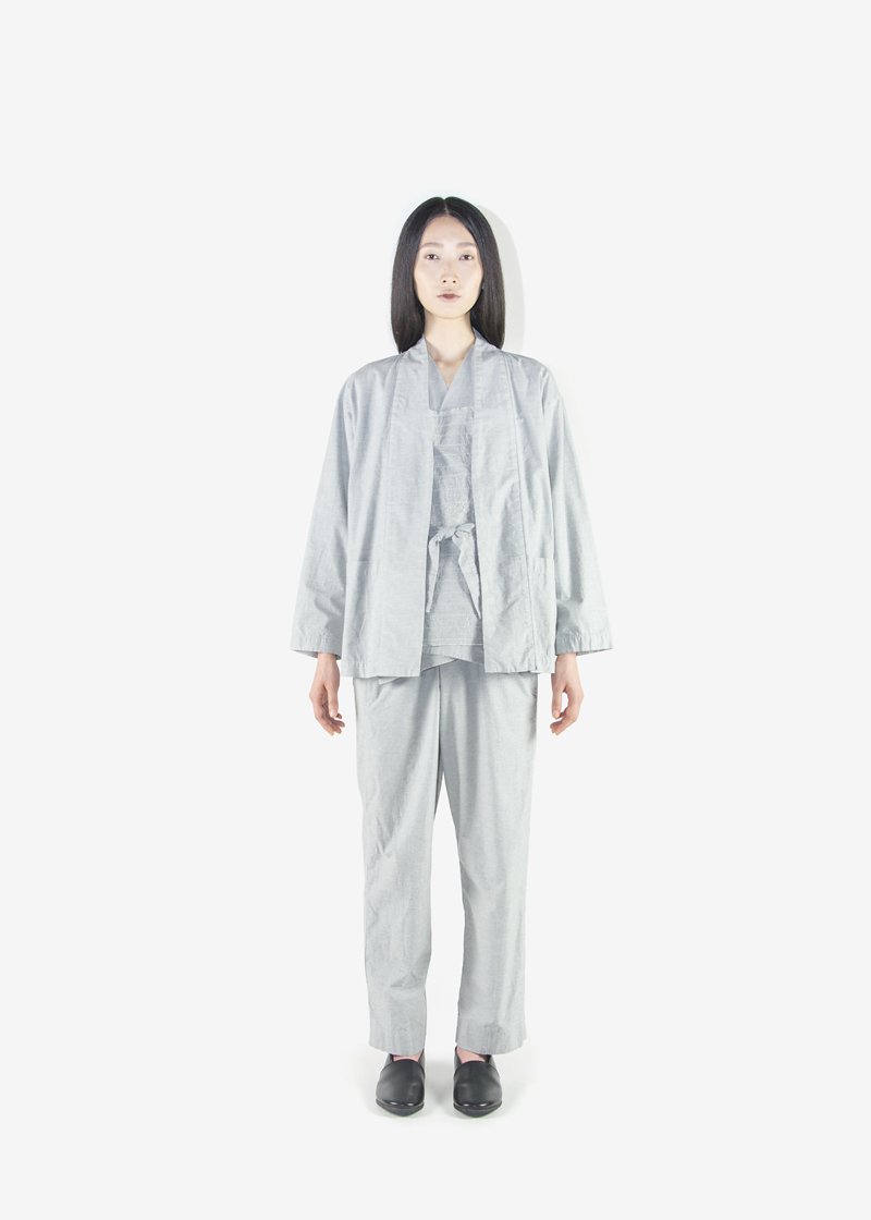 44. Twill haori jacket, twill top with Hakkaku-Shinka embroidery and wrapped pants