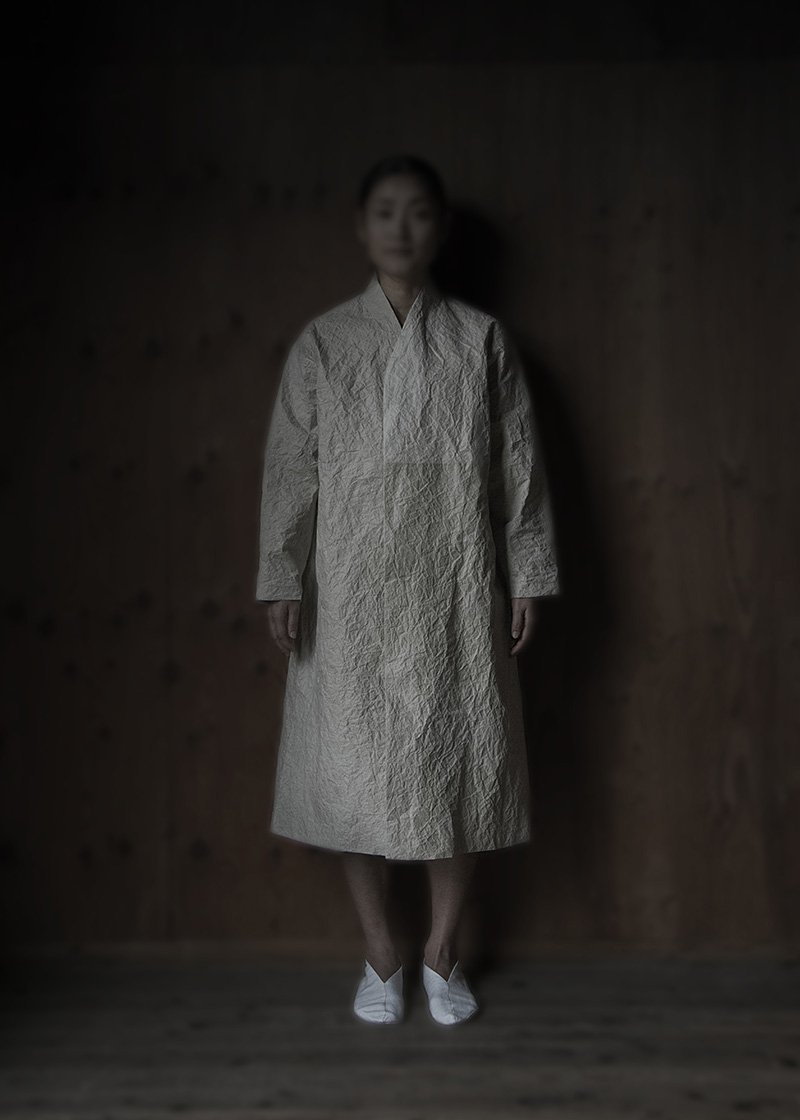 12. Kamikoromo long haori Kamikoromo are paper robes made of handmade washi Japanese paper. This handmade washi is made from the native Tosa kozo tree with traditional methods. Konjac paste is added for strength. With organic cotton lining.