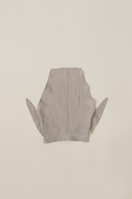 33. TsunokakushiCross woven fabric made from ramie and linen.