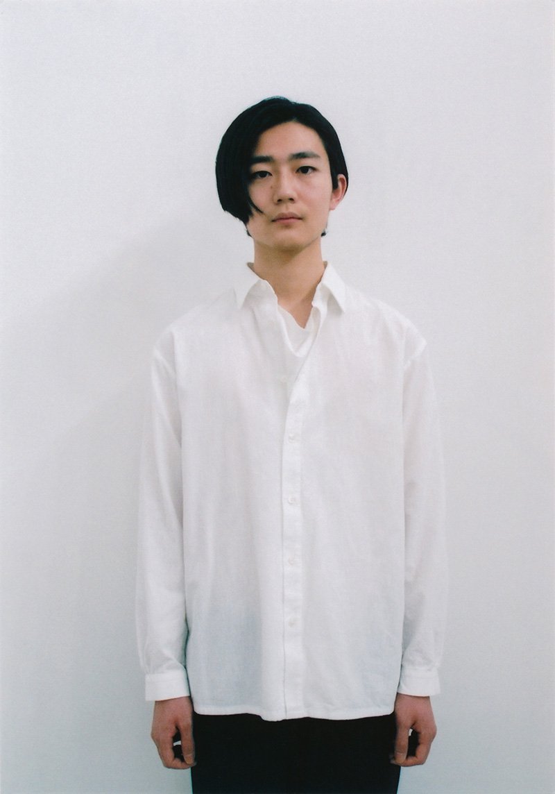 18.Organic cotton white pullover shirtMade from organic cotton uneven yarn dungaree.
