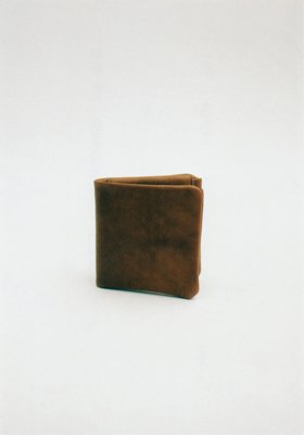 36.Flower of Life Naturally tanned leather bifold walletSmooth textured leather tanned with the extract from bark of mimosa tree. Some tonal variations can occur with natural tanning. This leather gradually gains its own unique color as time passes.