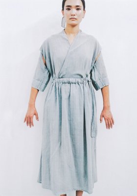 Khadi cotton Sumi-dyed gray short-sleeved haori jacket and gathered skirt