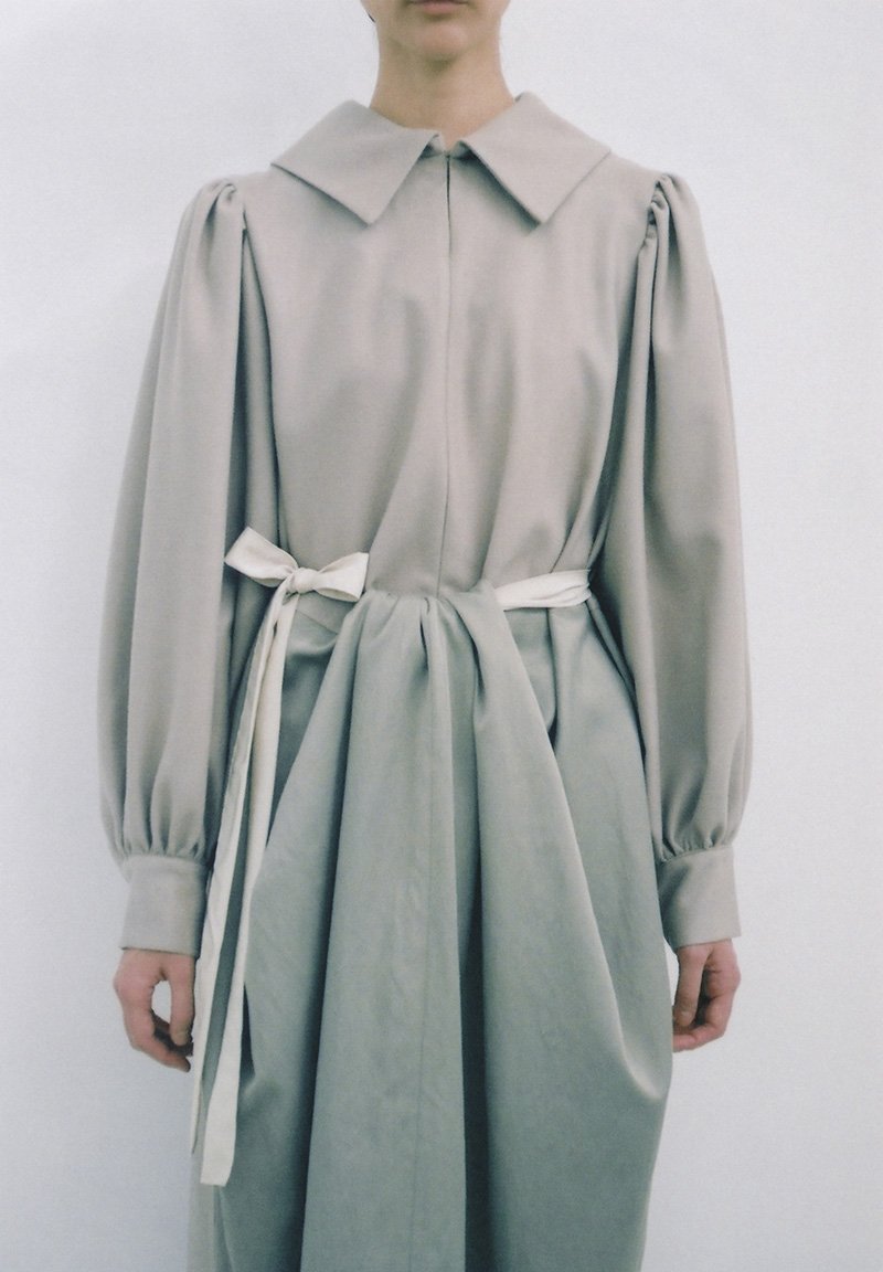 Beautiful Flannel wool big collared dress