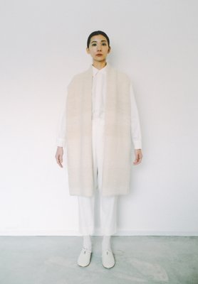 Hand-knitted haori vest made of hand-spun white wool, by sheep from a farm in Mie prefecture.