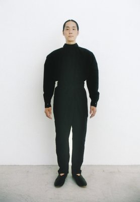 Cotton linen noragi dress shirt and wrapped slacks