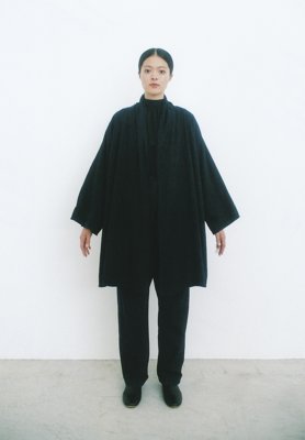 Hand woven cotton sumi-yambaru indigo dyed noragi haori and tattuke