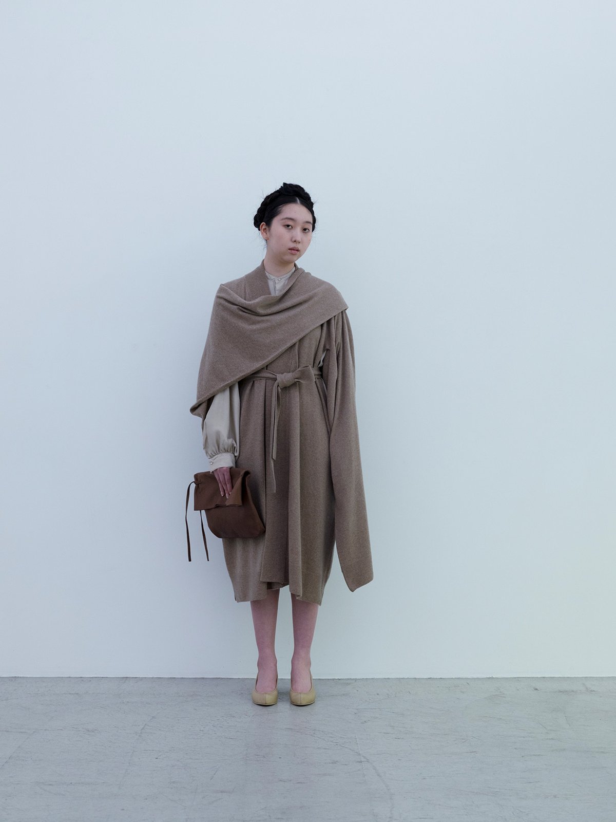 Cashmere cardigan, Silk twill classic shirt, Japanese deerskin harvest clutch bag, Deerskin “koshin” folk pumps