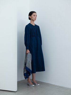 Ryukyu indigo dyeing layered after Sumi-dyeing; Sumi-yambaru indigo colored Cotton linen classic broadcloth 1920’s work dress, Indian sacred geometry block print scarf, Silver “koshin” folk pumps