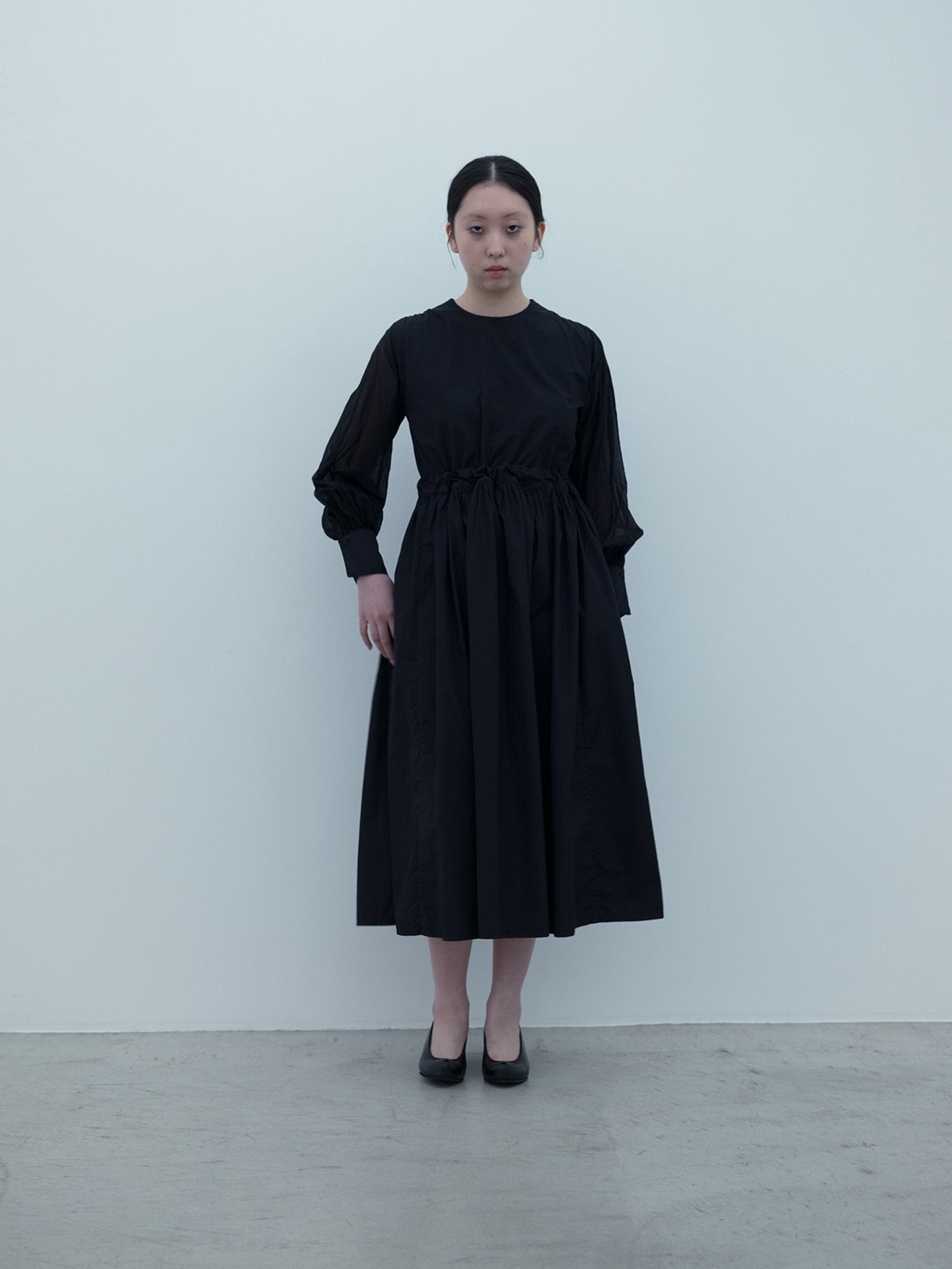 Suvin cotton broadcloth black-colored farmer dress