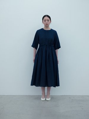 Old floral-patterned linen sumi-yambaru colored farmer dress