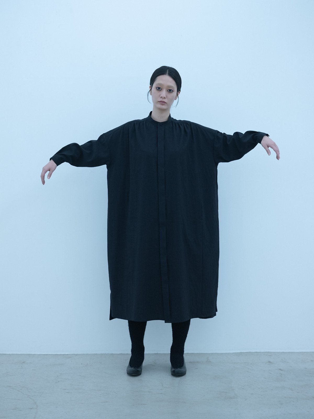 Light merino wool linen cotton glencheck elegant gathered shirt dress