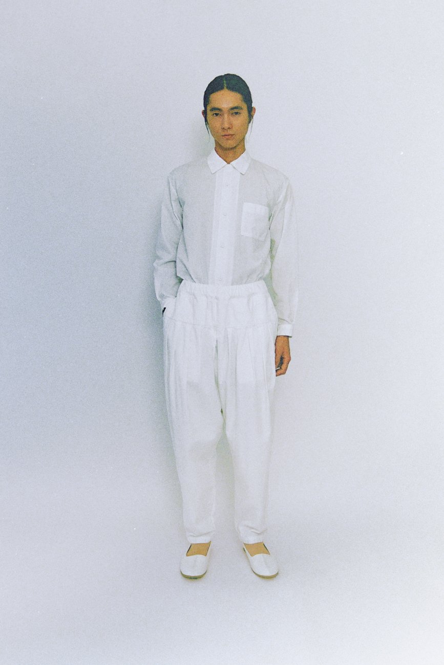 Organic cotton broadcloth open-collared shirt. Cotton canvas folk pants.