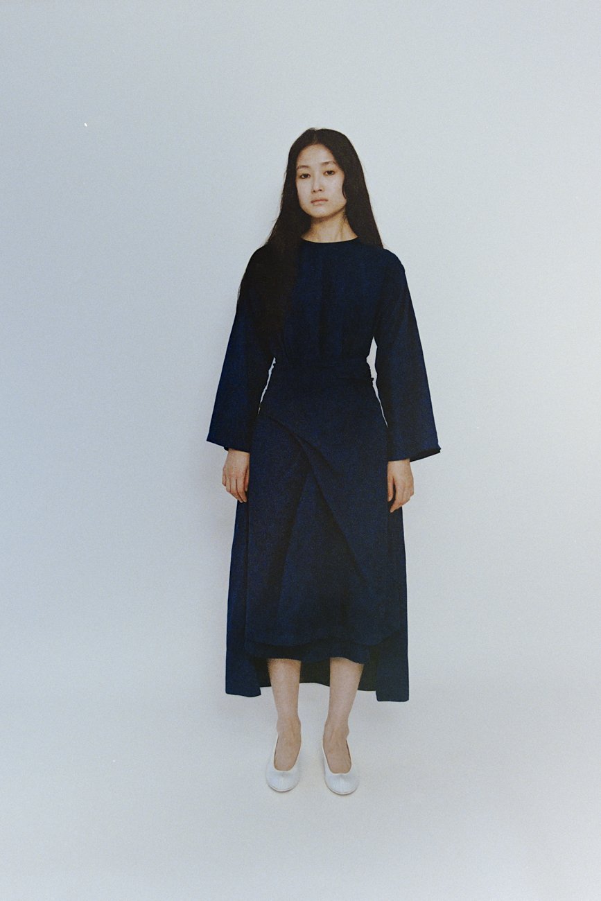 Wrapped dress with top combined with wrapped skirt and open back slit. The dye is Ryukyu indigo.