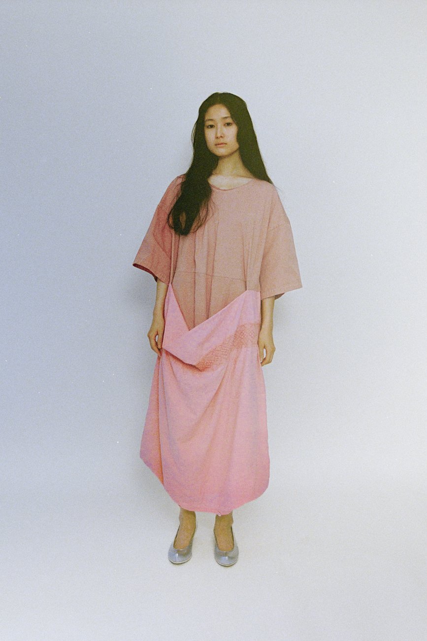 Organic cotton crazy darts T-shirt dress. The color of the dye is rose crystal.