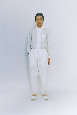 Organic cotton broadcloth open-collared shirt. Cotton canvas folk pants.